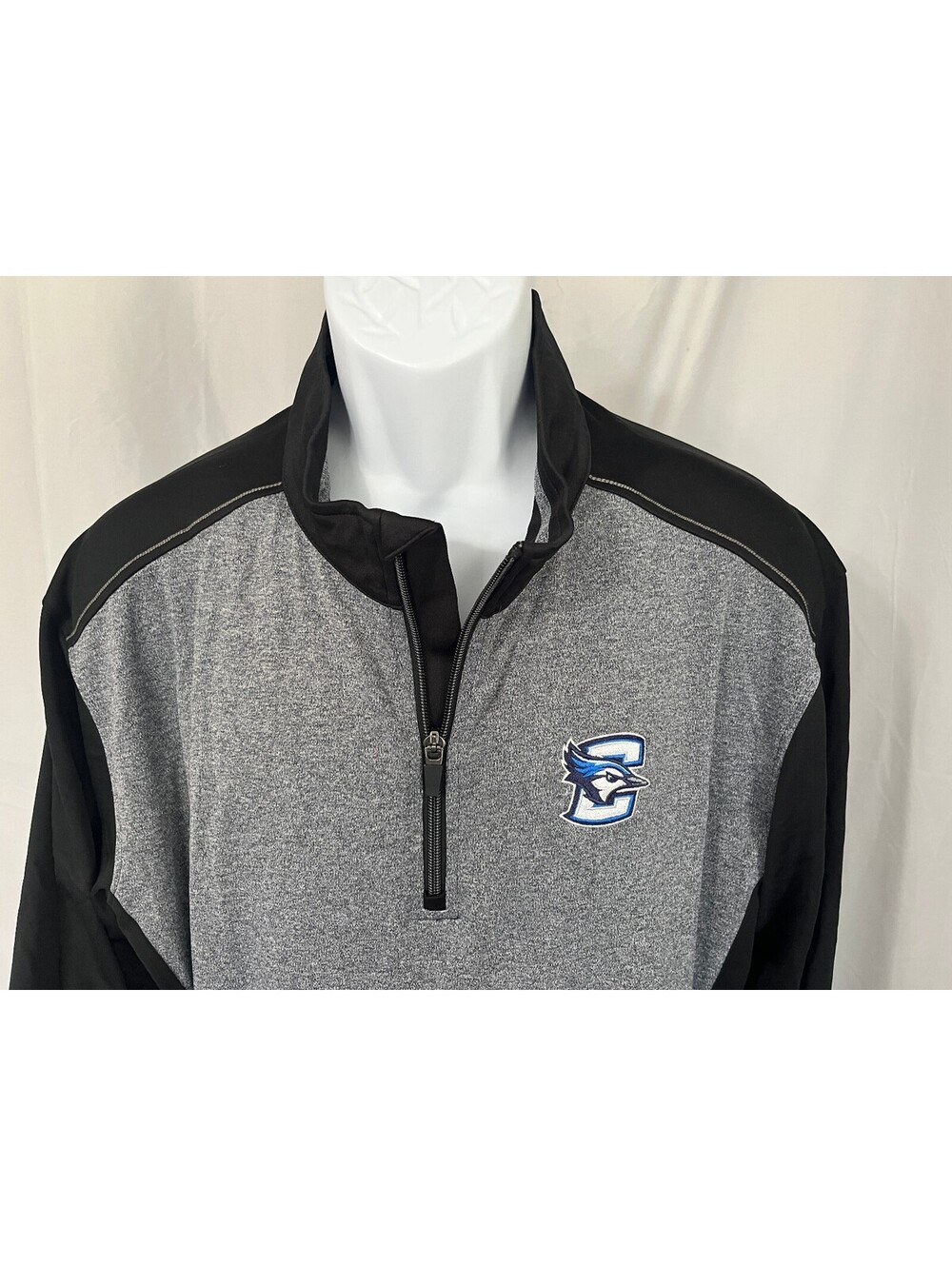 Cutter & Buck Men's Gray Black Creighton BlueJays 1/4 Zip Golf Jacket Large L